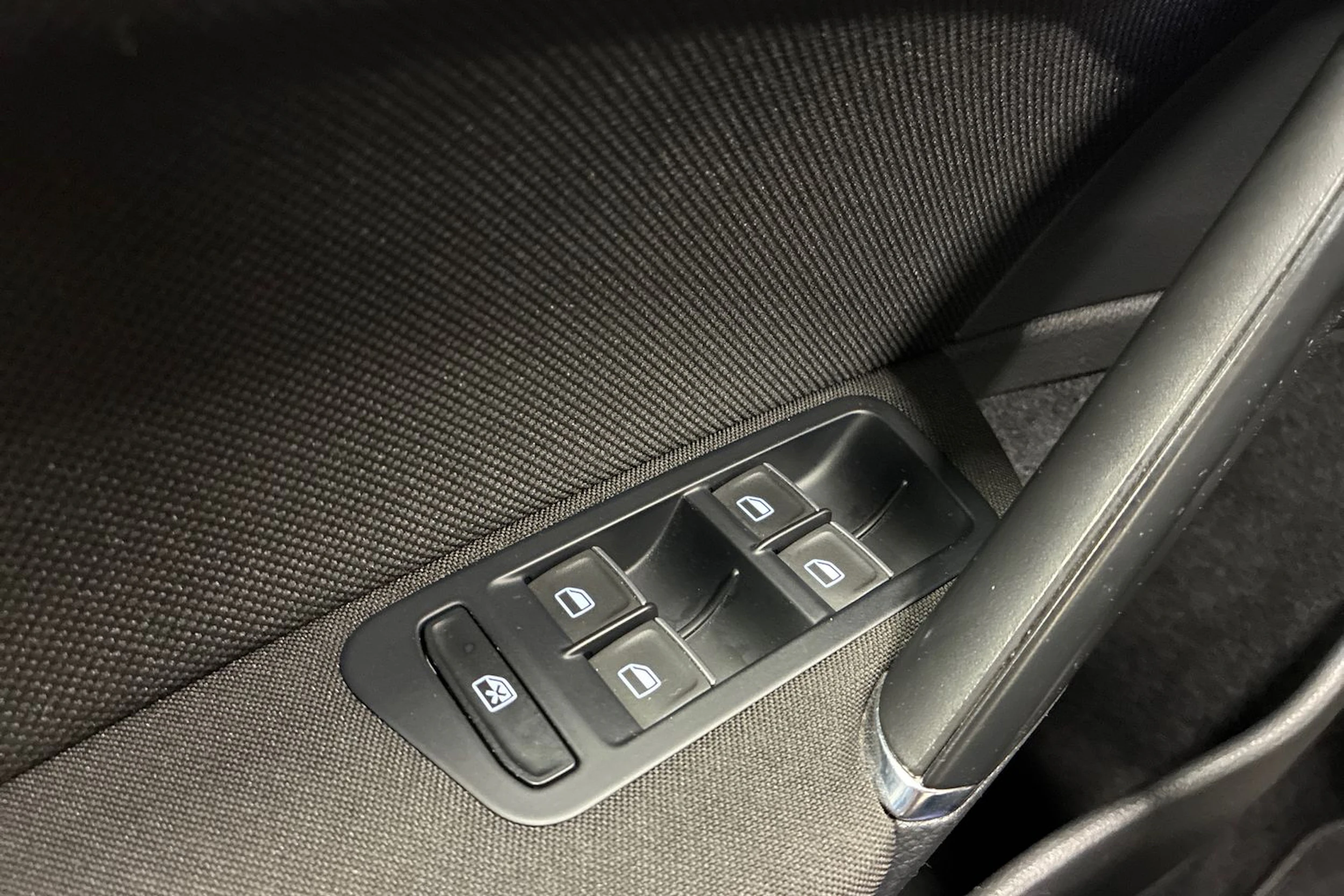valkoinen Volkswagen Golf 2014 kuva 21.