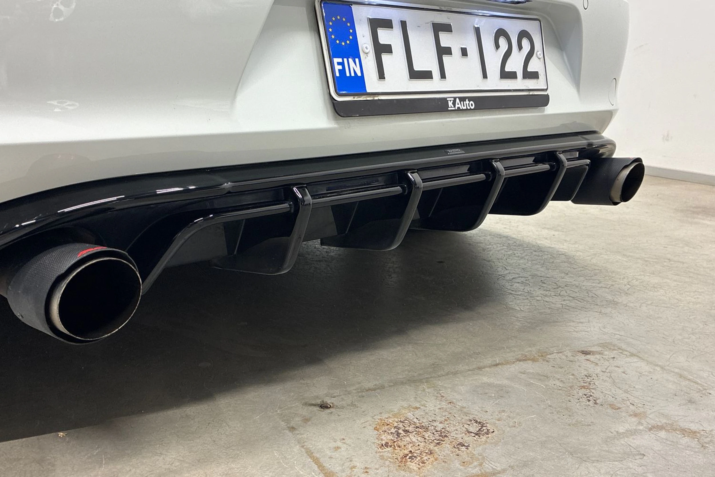 valkoinen Volkswagen Golf 2014 kuva 34.
