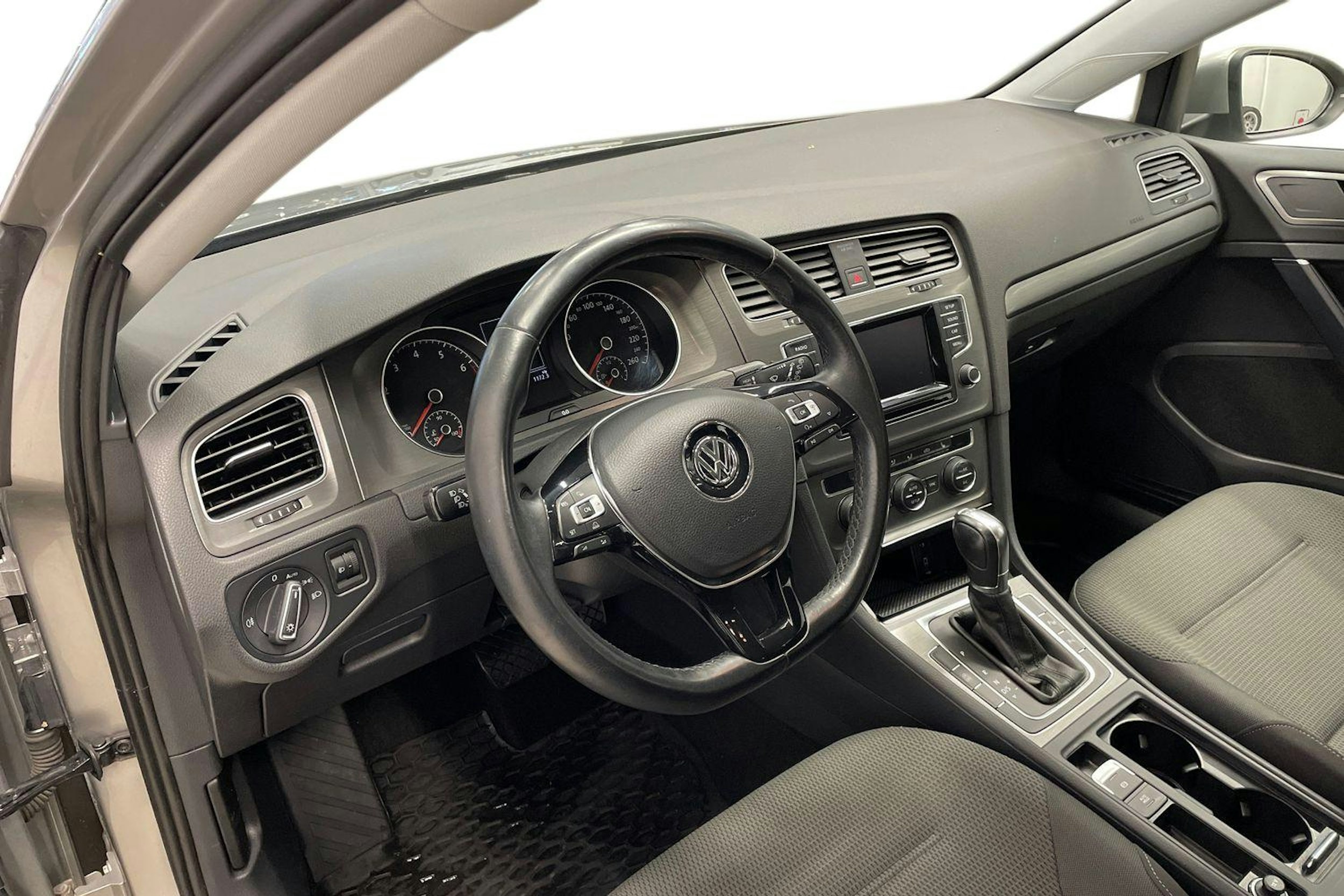 Harmaa Volkswagen GOLF 2013 kuva 7.