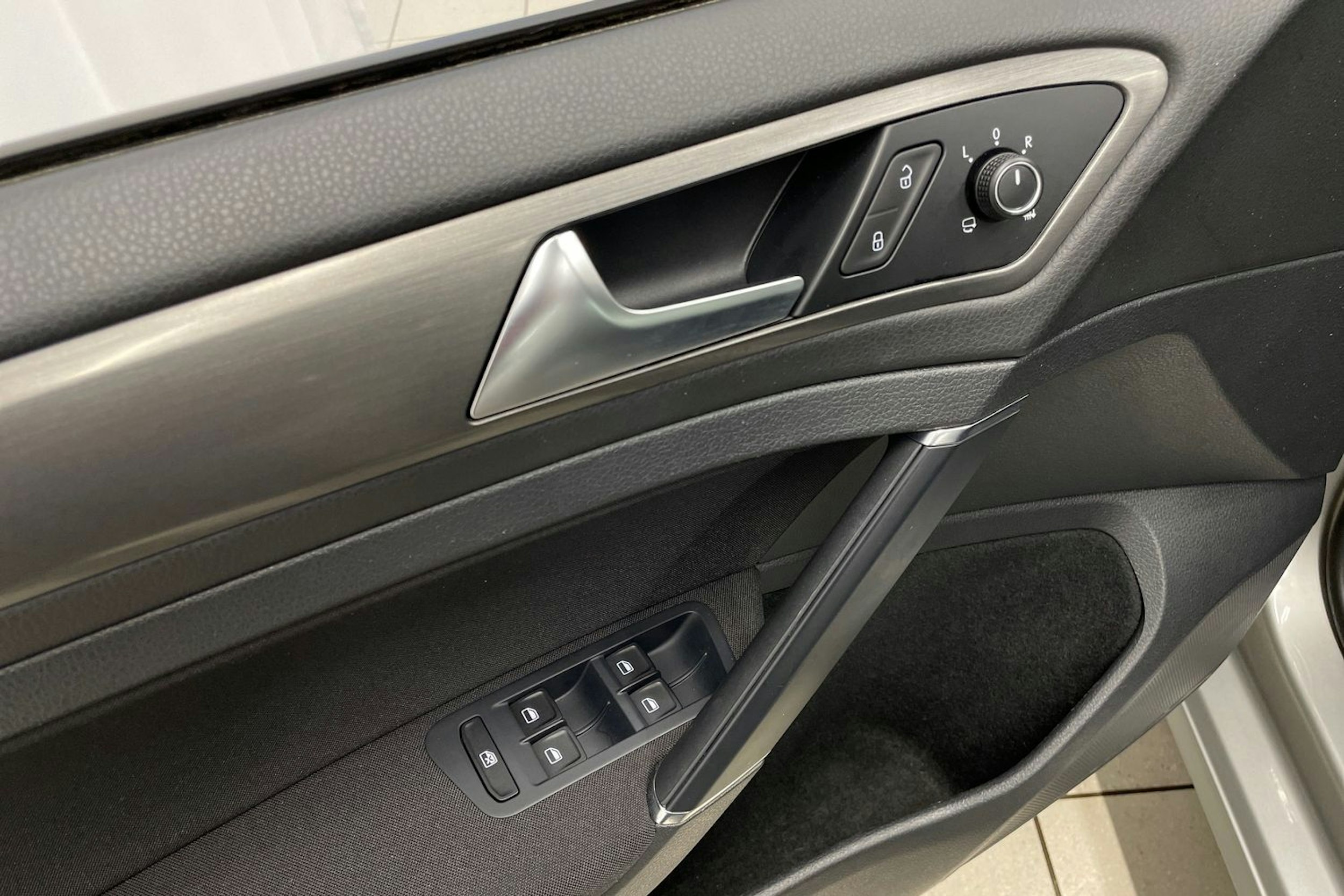 Harmaa Volkswagen GOLF 2013 kuva 20.