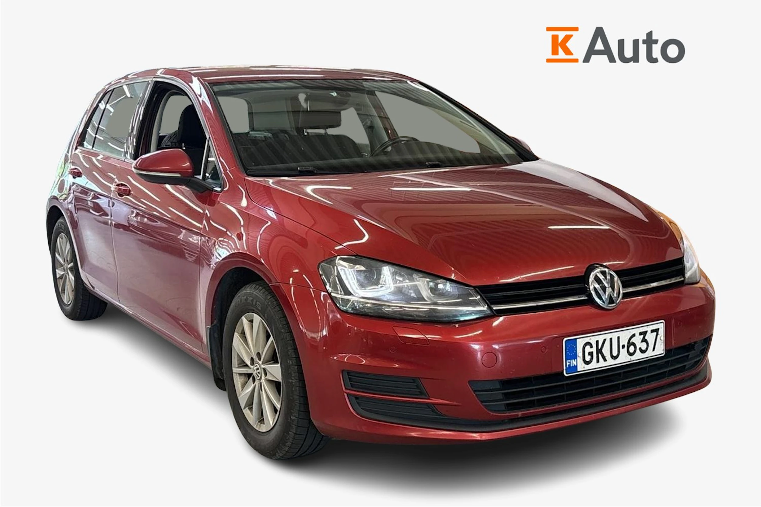 Punainen Volkswagen GOLF 2013 kuva 1.