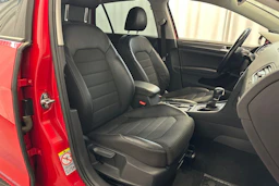 punainen Volkswagen Golf 2013 kuva 11.