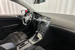 punainen Volkswagen Golf 2013 kuva 12.