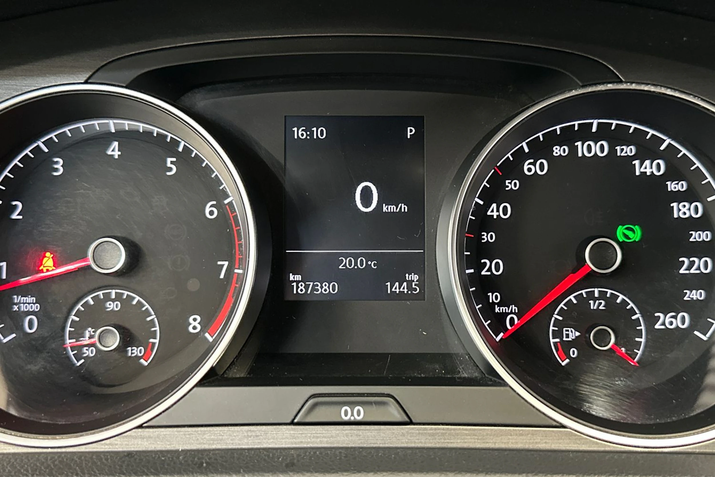 punainen Volkswagen Golf 2013 kuva 18.