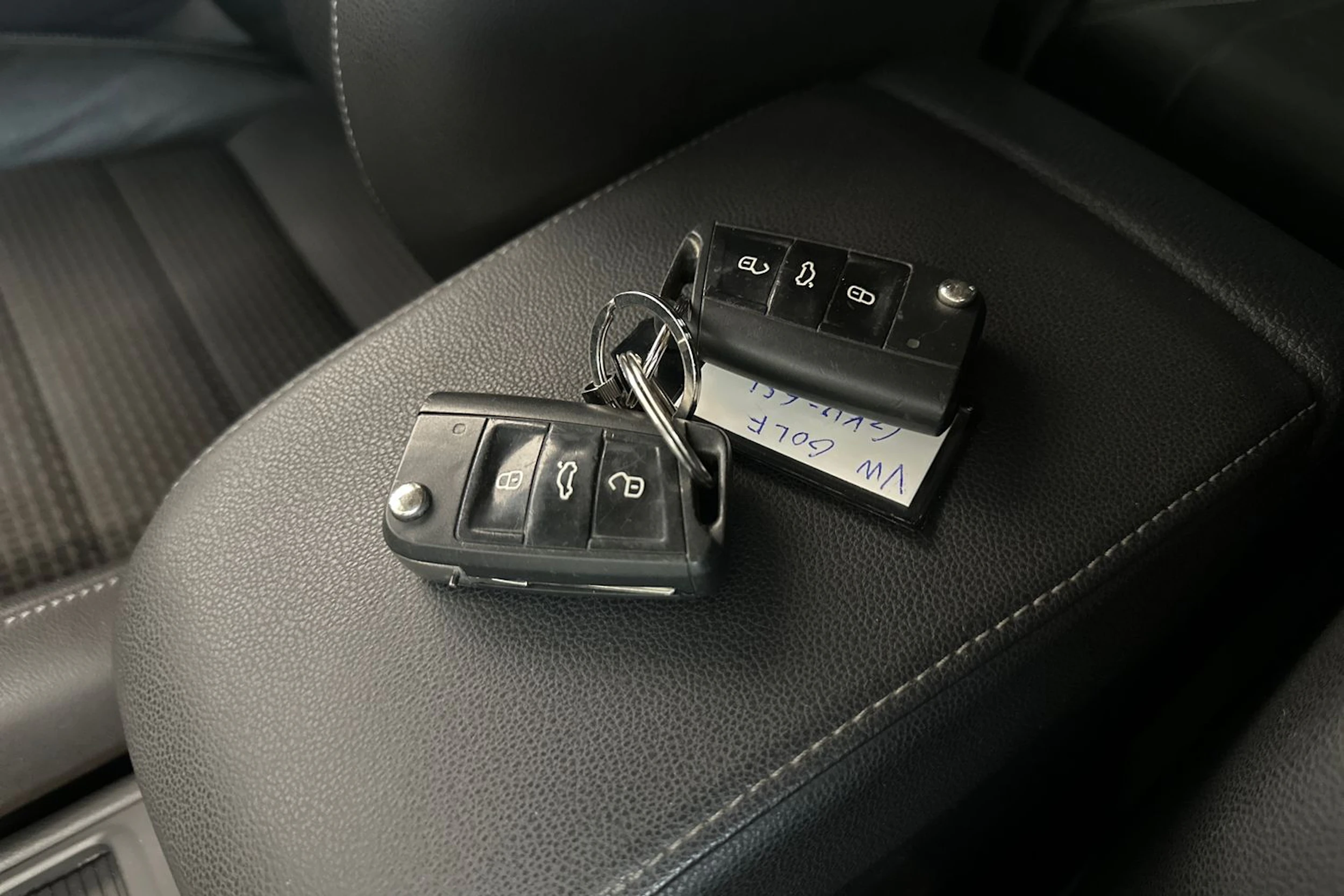 punainen Volkswagen Golf 2013 kuva 25.