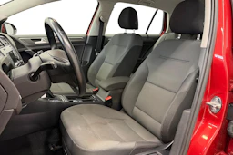 punainen Volkswagen Golf 2013 kuva 6.
