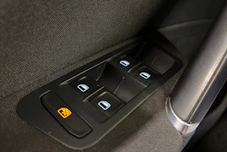 punainen Volkswagen Golf 2013 kuva 16.