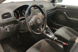 Valkoinen Volkswagen GOLF 2013 kuva 7.