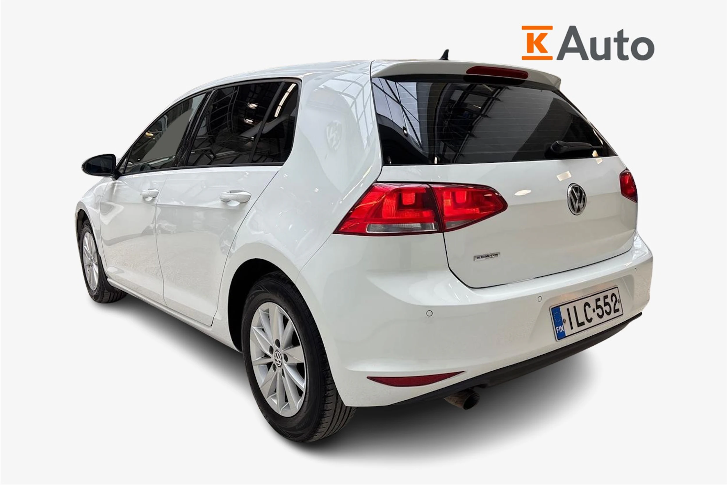 valkoinen Volkswagen Golf 2013 kuva 3.