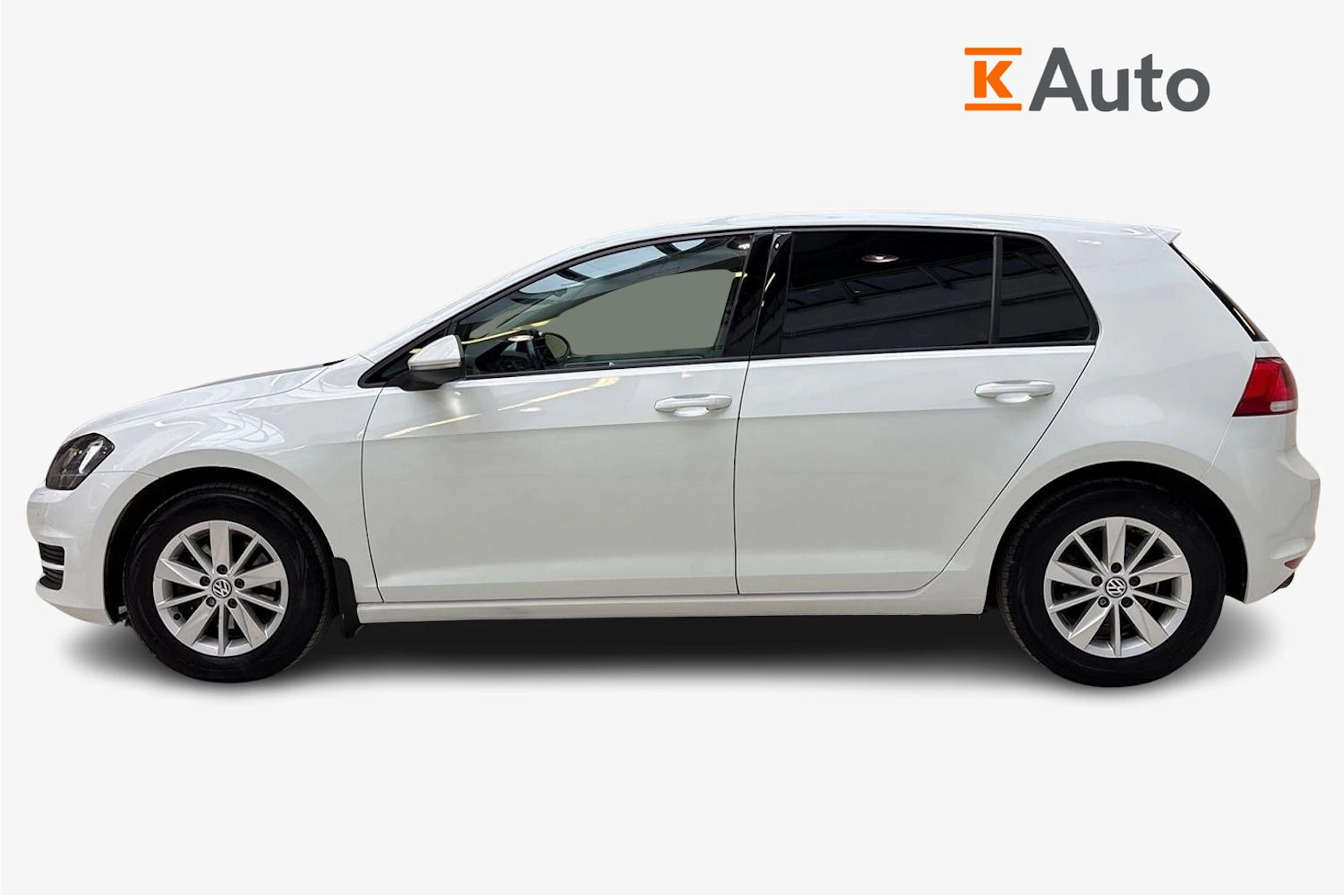 valkoinen Volkswagen Golf 2013 kuva 7.