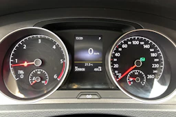 valkoinen Volkswagen Golf 2013 kuva 19.