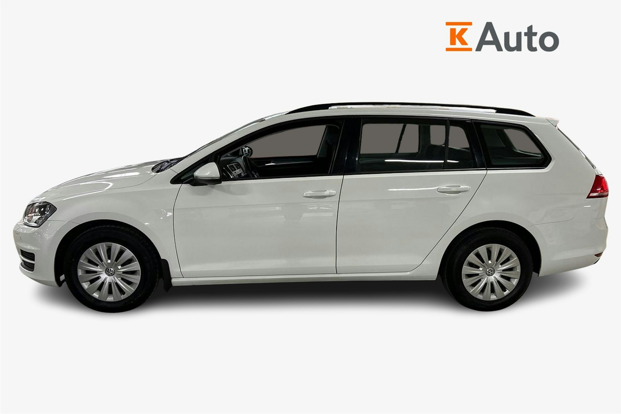 valkoinen Volkswagen Golf 2013 kuva 6.