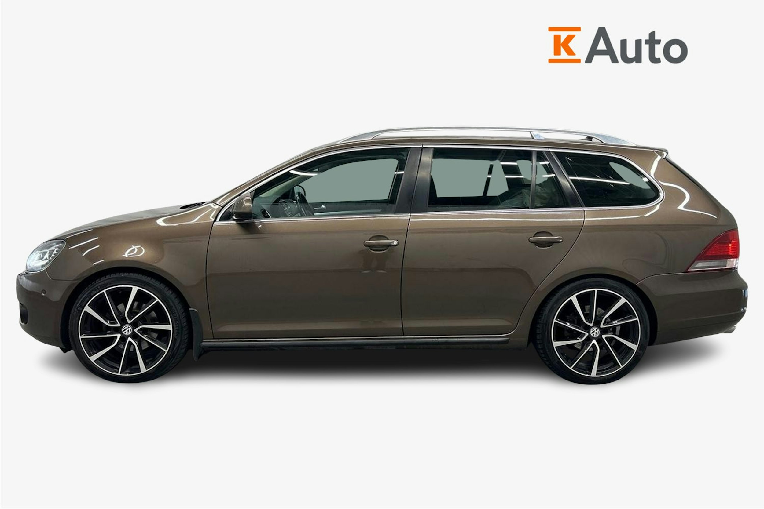 ruskea (beige) Volkswagen Golf 2013 kuva 6.