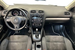 ruskea (beige) Volkswagen Golf 2013 kuva 9.