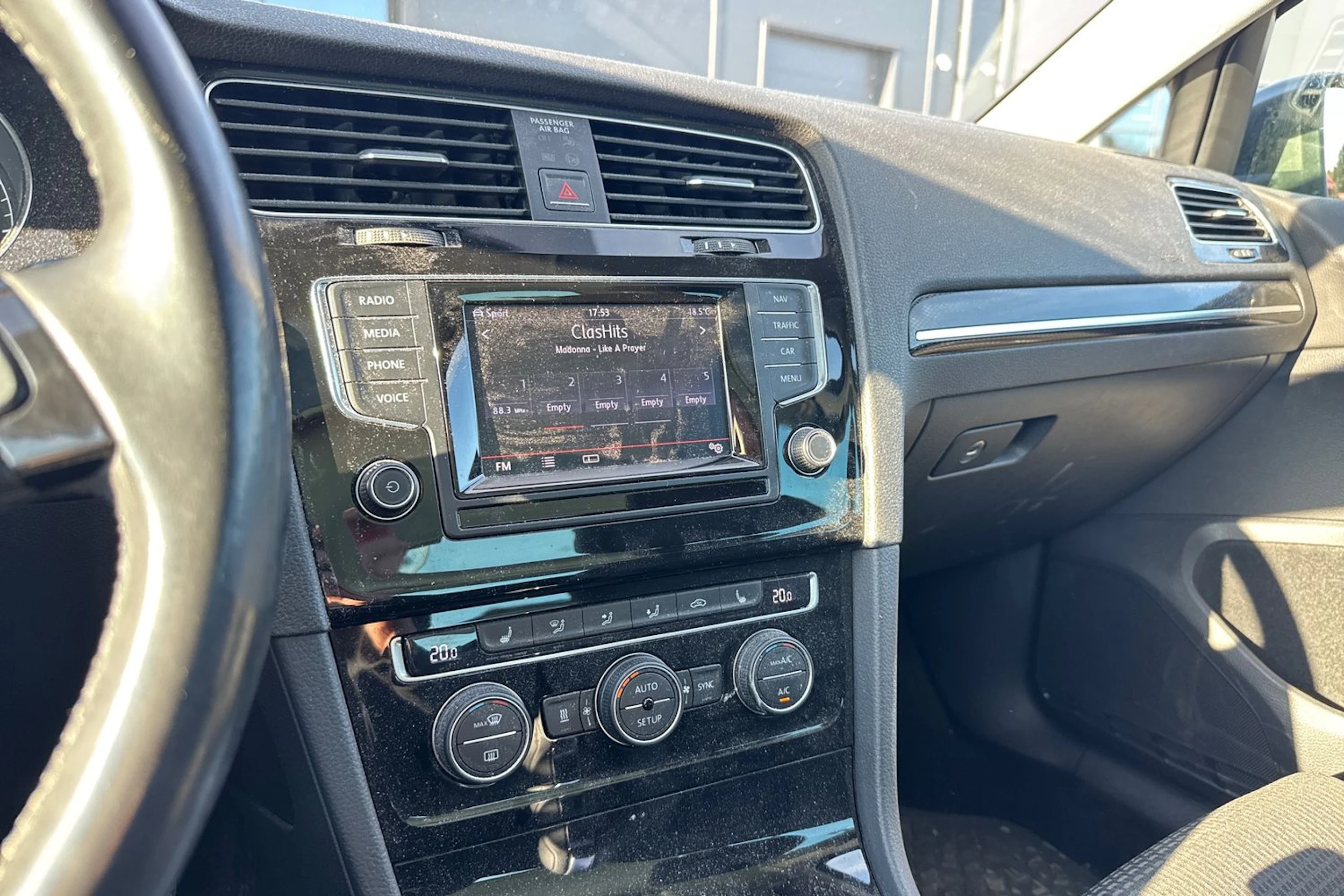 harmaa Volkswagen Golf 2013 kuva 7.