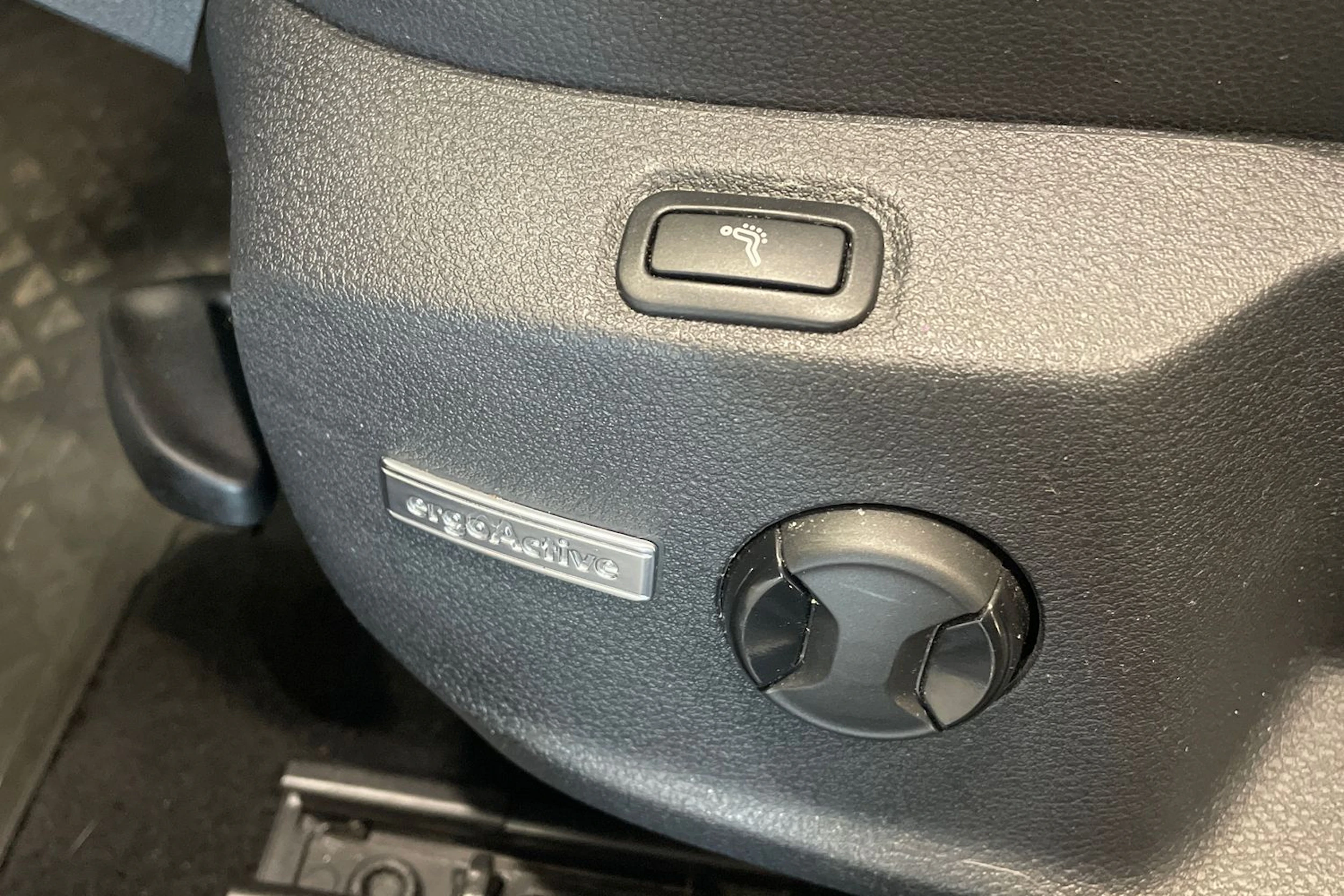 harmaa Volkswagen Golf 2014 kuva 16.