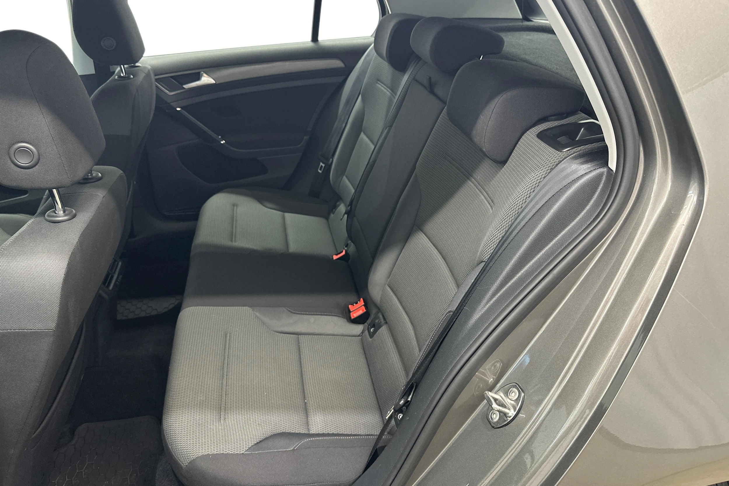 harmaa Volkswagen Golf 2013 kuva 11.