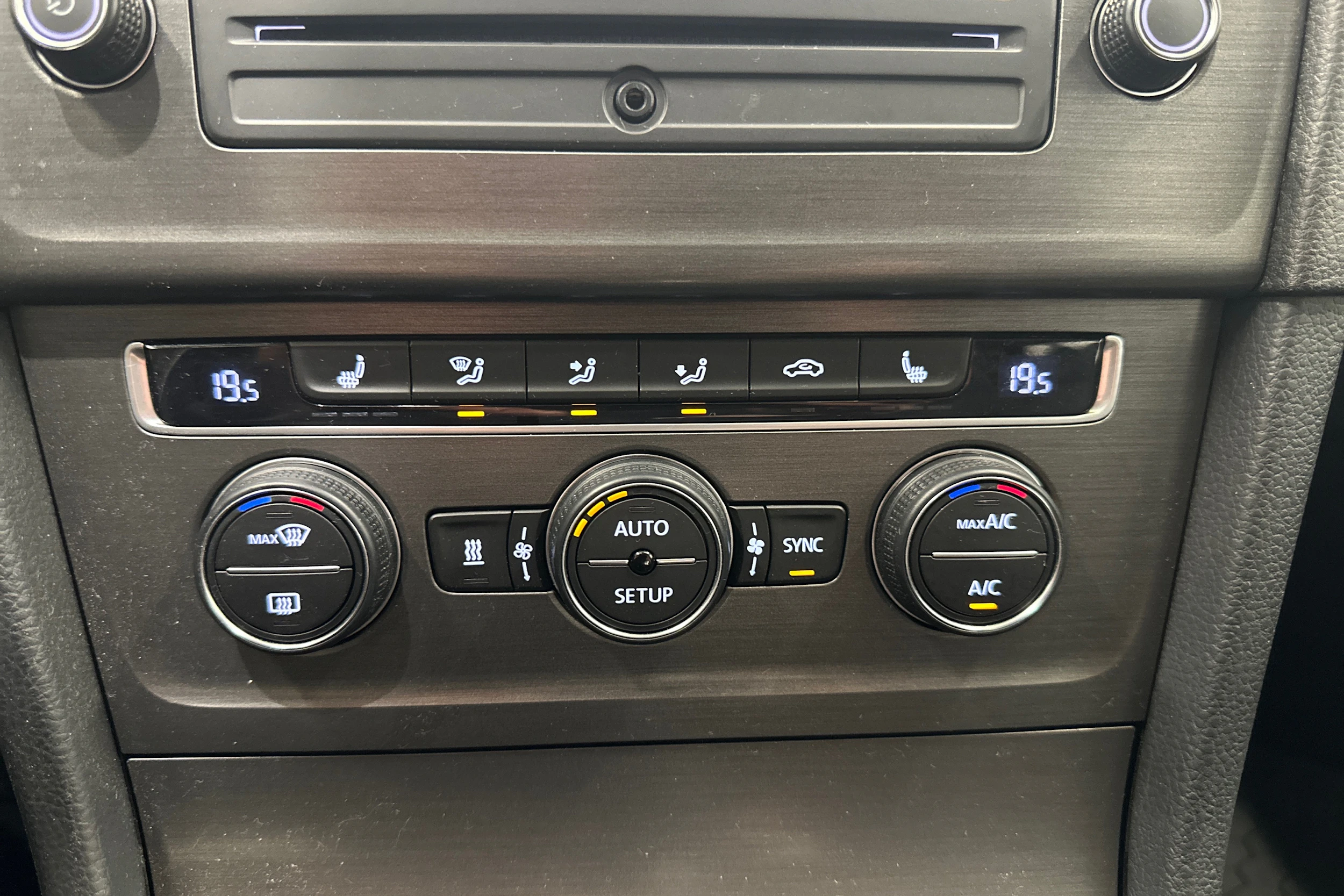 harmaa Volkswagen Golf 2013 kuva 23.