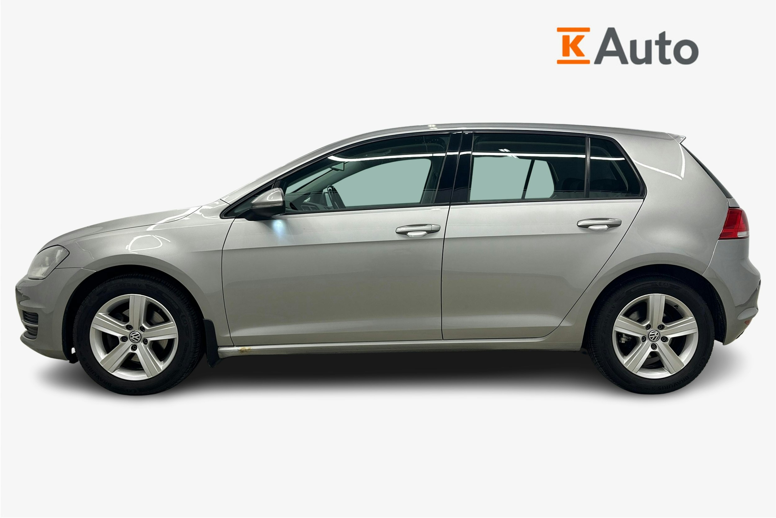 harmaa Volkswagen Golf 2013 kuva 6.