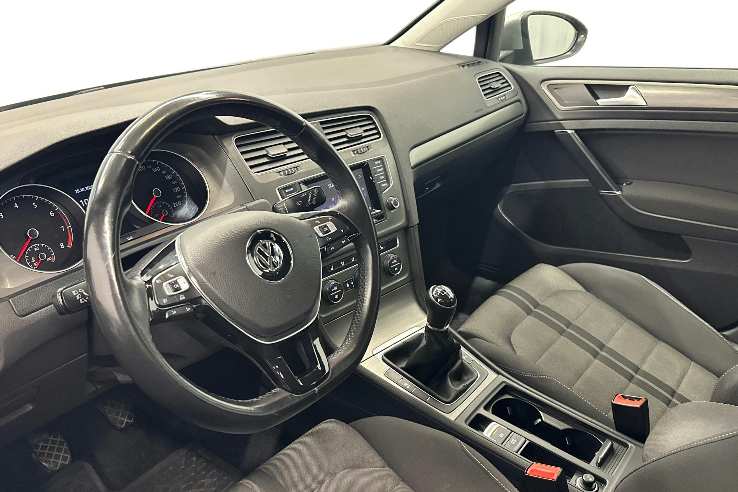 harmaa Volkswagen Golf 2013 kuva 7.