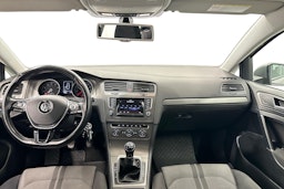 harmaa Volkswagen Golf 2013 kuva 9.