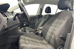 harmaa Volkswagen Golf 2013 kuva 10.