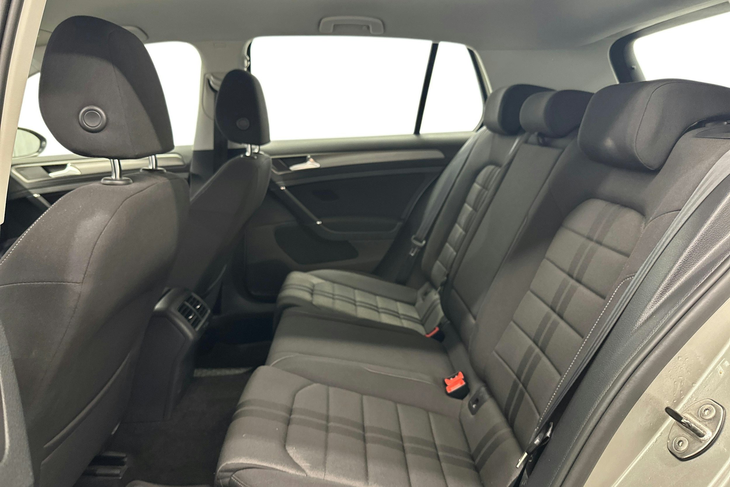 harmaa Volkswagen Golf 2013 kuva 11.