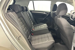 harmaa Volkswagen Golf 2013 kuva 13.