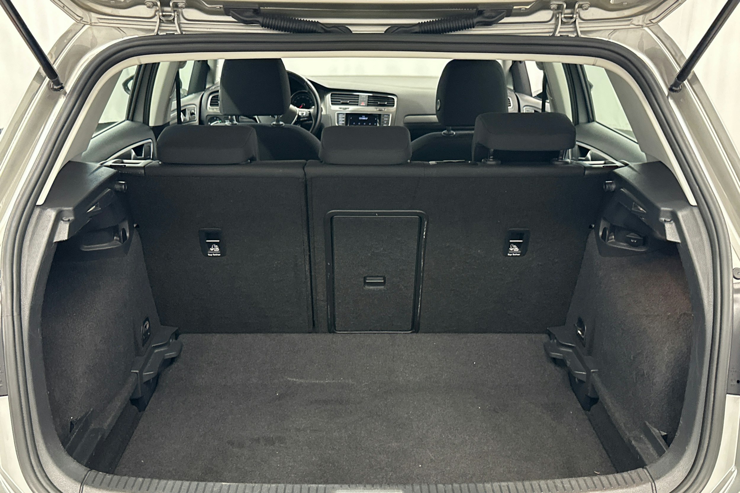 harmaa Volkswagen Golf 2013 kuva 16.