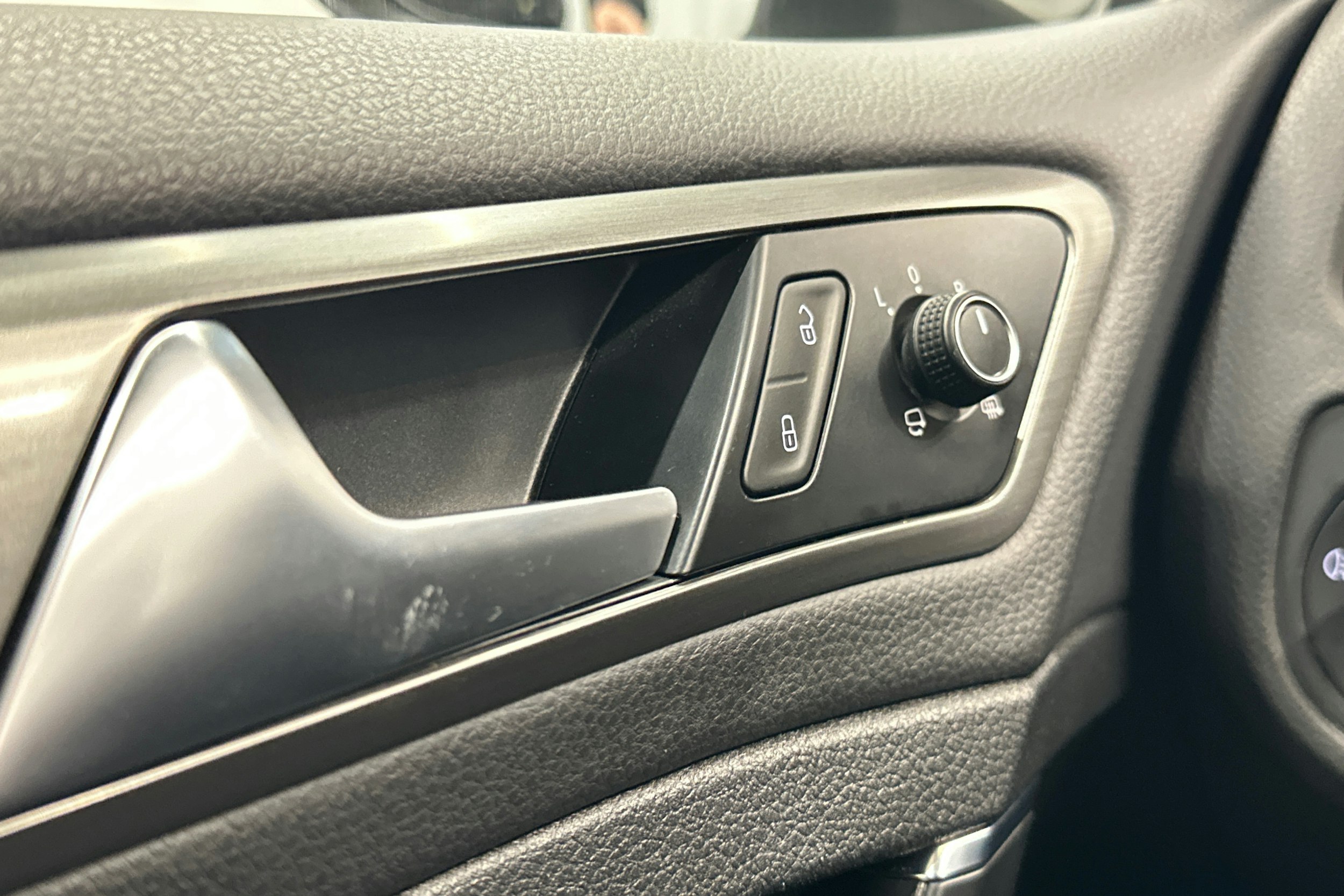 harmaa Volkswagen Golf 2013 kuva 18.