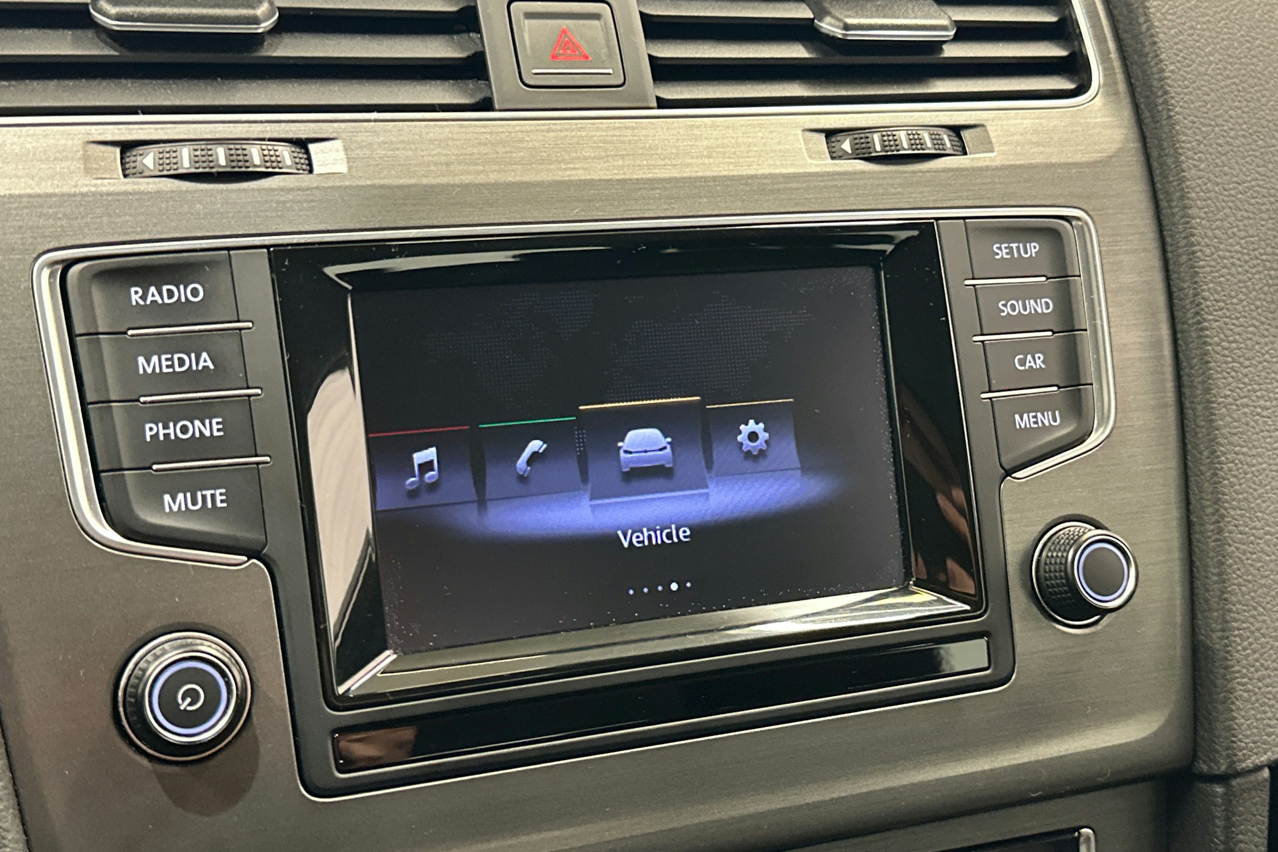 harmaa Volkswagen Golf 2013 kuva 24.