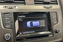 harmaa Volkswagen Golf 2013 kuva 25.