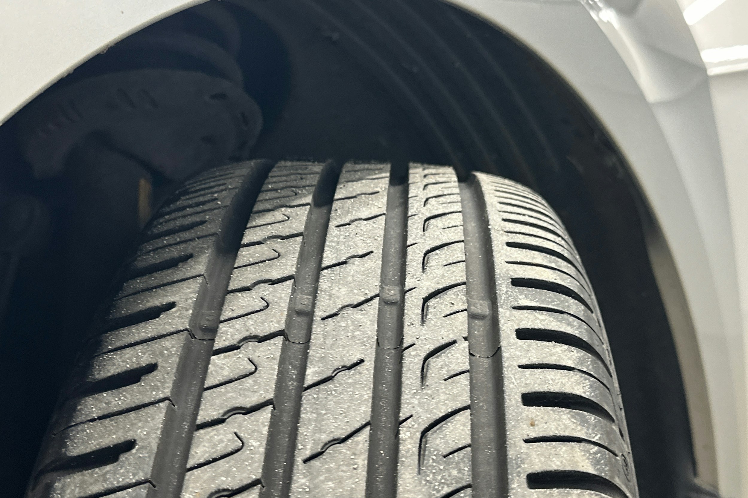 harmaa Volkswagen Golf 2013 kuva 32.