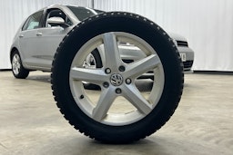 harmaa Volkswagen Golf 2013 kuva 33.