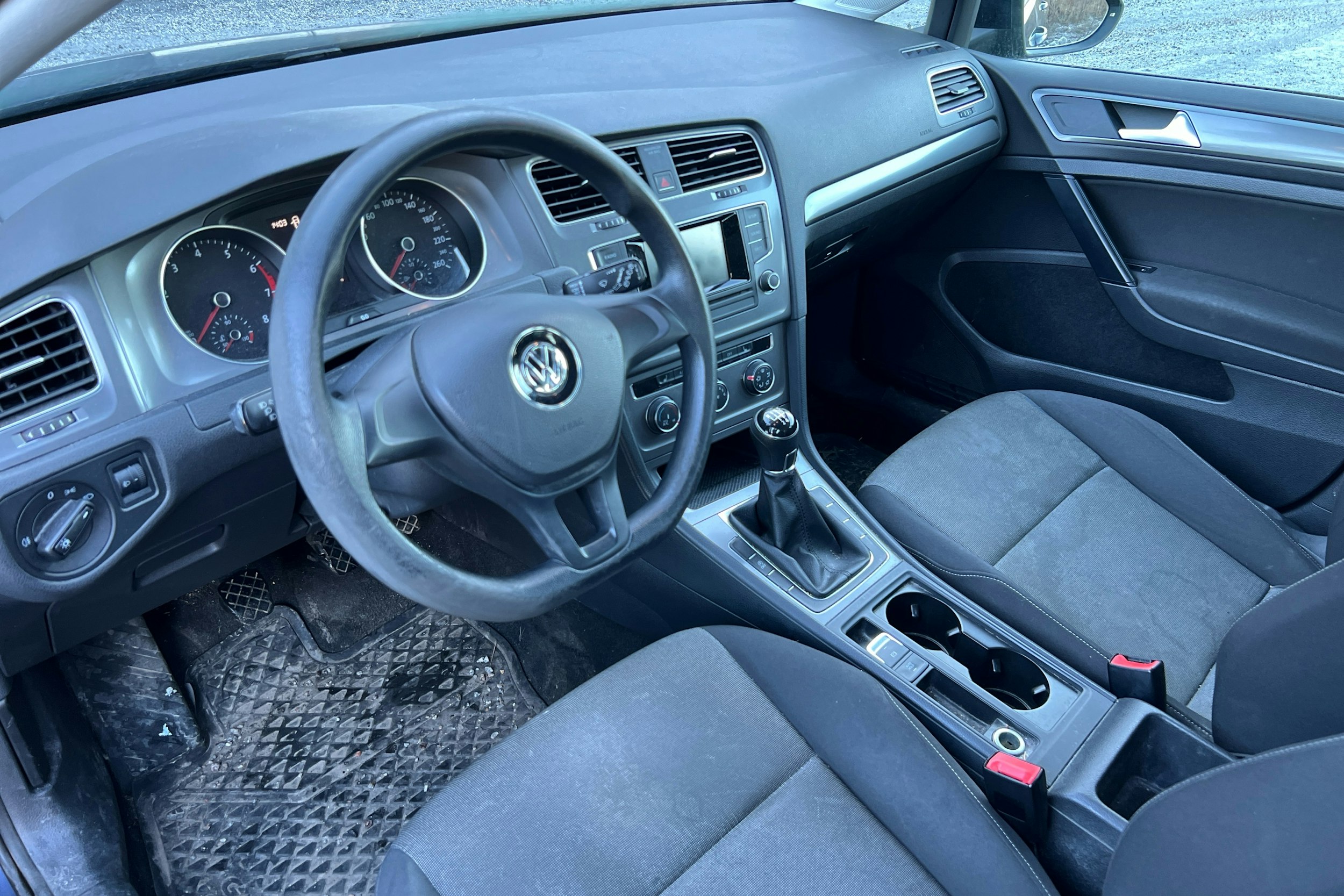 sininen Volkswagen Golf 2013 kuva 3.