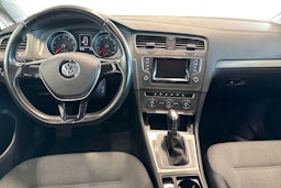 harmaa Volkswagen Golf 2013 kuva 9.