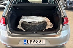 harmaa Volkswagen Golf 2013 kuva 14.