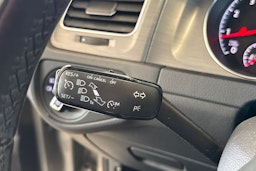 harmaa Volkswagen Golf 2013 kuva 18.