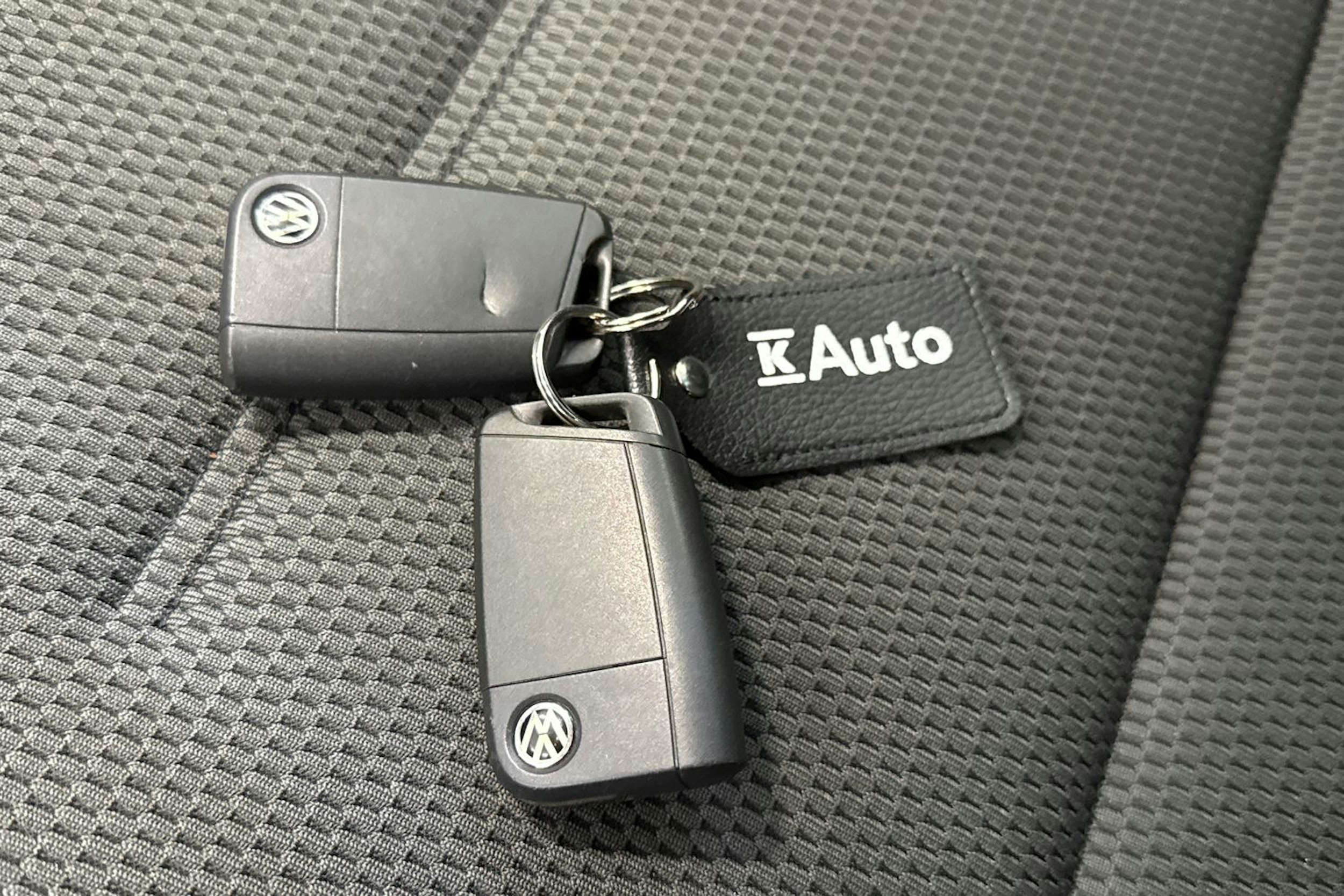 harmaa Volkswagen Golf 2013 kuva 21.