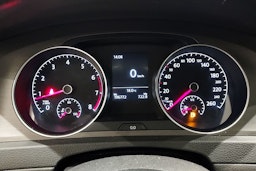 harmaa Volkswagen Golf 2013 kuva 14.