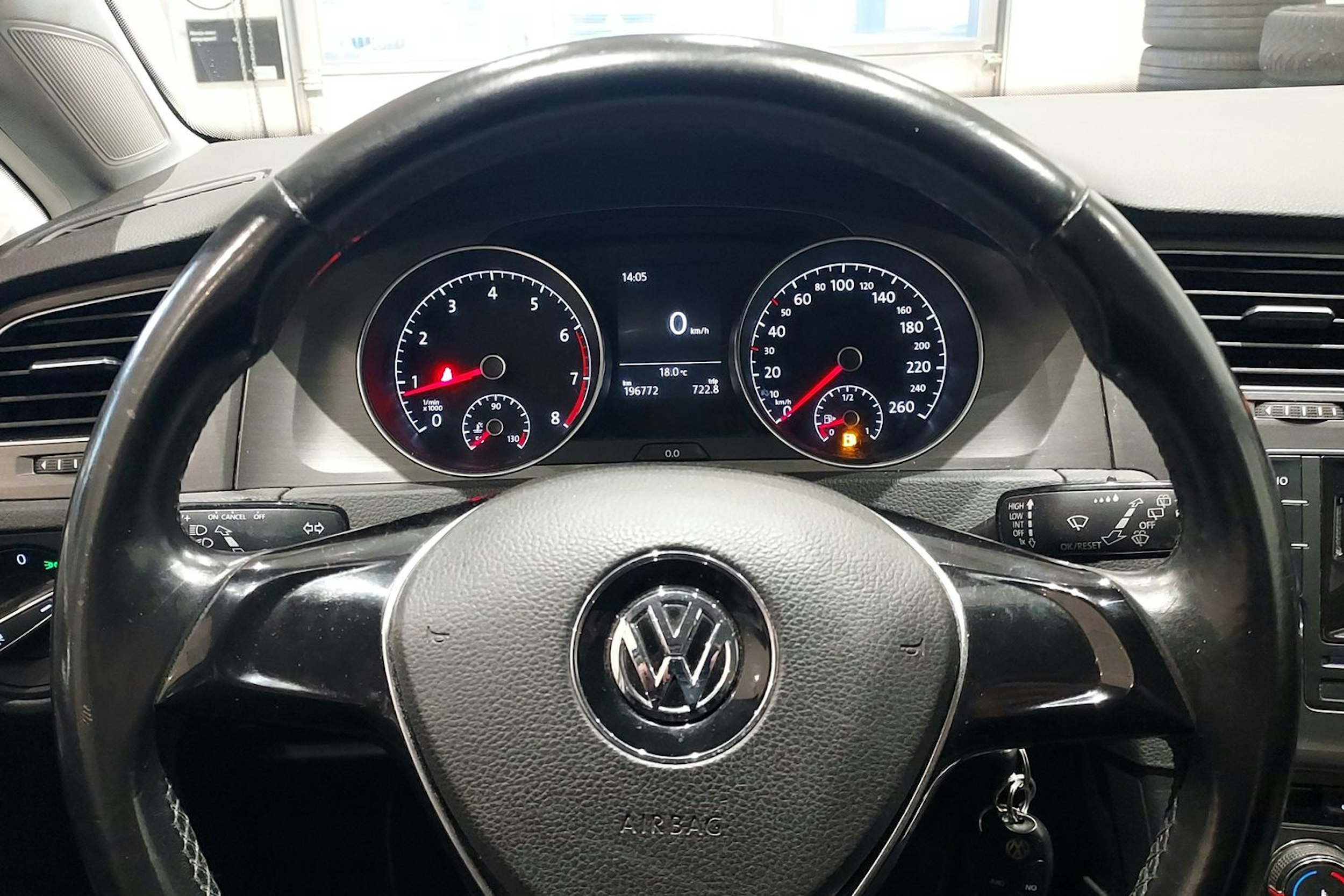 harmaa Volkswagen Golf 2013 kuva 15.
