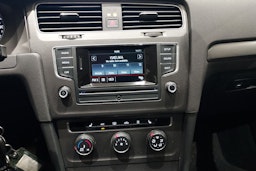 harmaa Volkswagen Golf 2013 kuva 16.