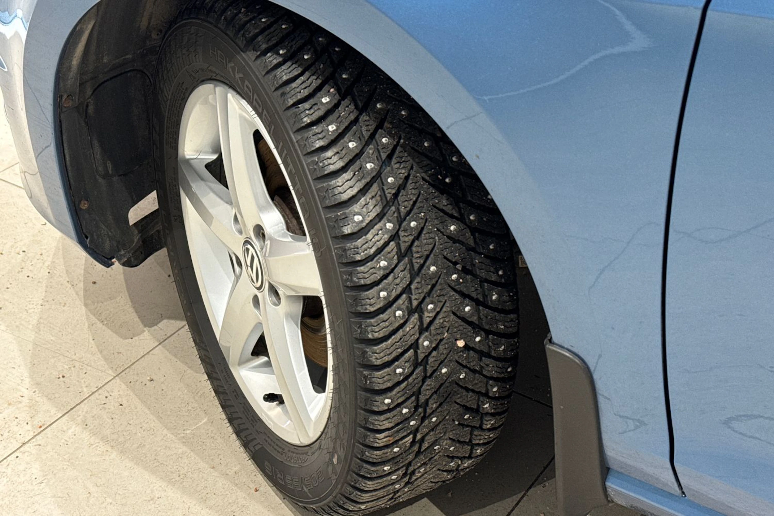 sininen Volkswagen Golf 2013 kuva 10.