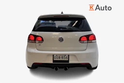 Valkoinen Volkswagen GOLF 2013 kuva 4.
