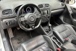 Valkoinen Volkswagen GOLF 2013 kuva 8.