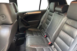 Valkoinen Volkswagen GOLF 2013 kuva 11.