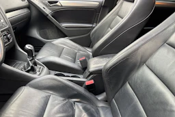 Valkoinen Volkswagen GOLF 2013 kuva 21.