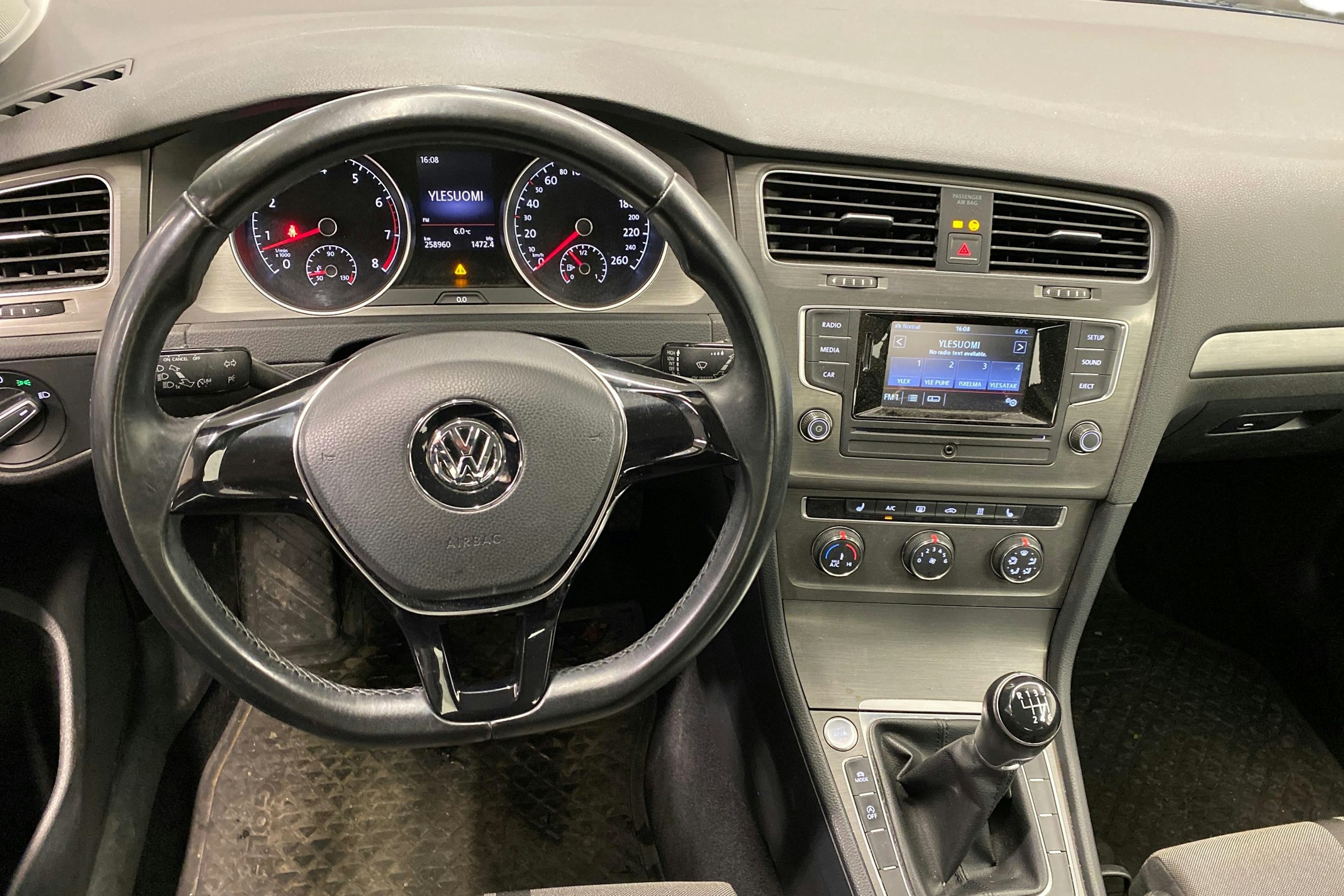 sininen Volkswagen Golf 2013 kuva 7.