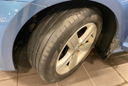 sininen Volkswagen Golf 2013 kuva 10.