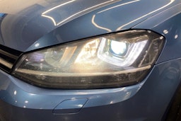 sininen Volkswagen Golf 2013 kuva 17.